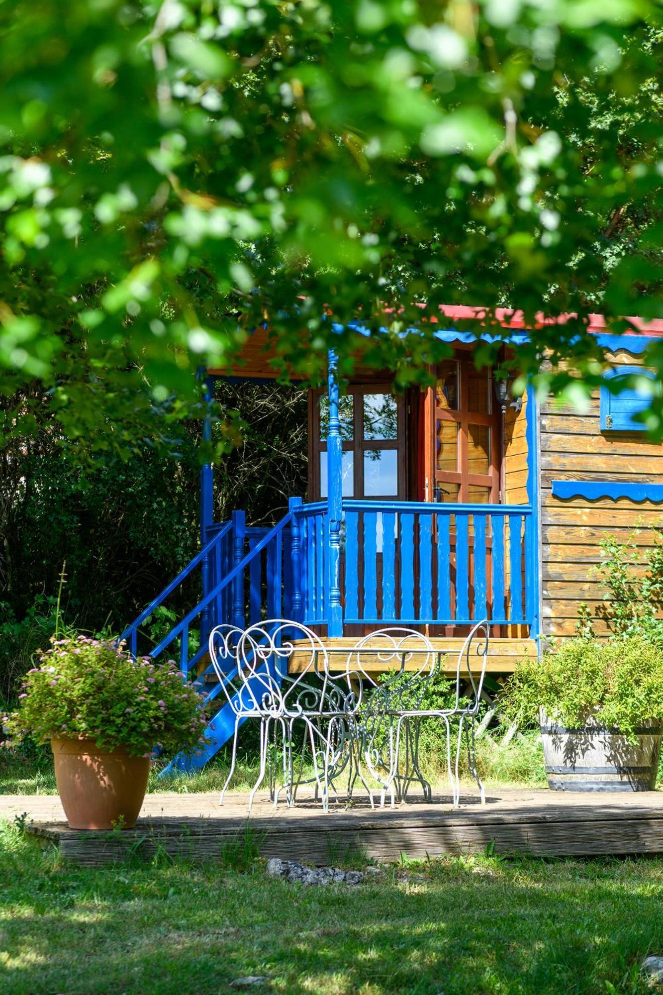 Готель Roulotte-Quinta Blandas Екстер'єр фото
